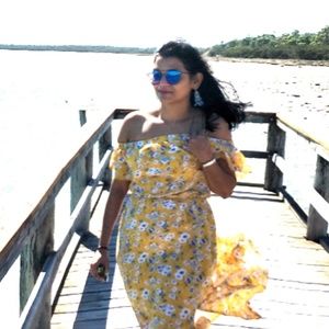 Meet your Posher, Farhana